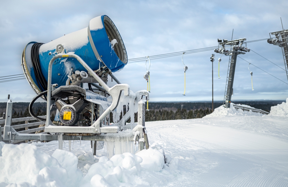 Snökanonerna i Hemlingbybacken